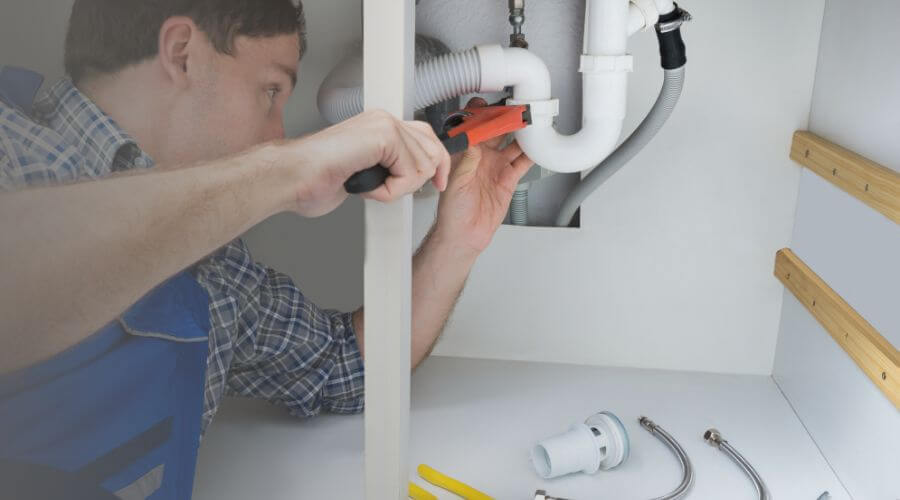 Professional sink repair in Roberts, IL